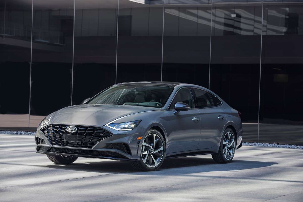 Hyundai Sonata del 2021, le hace frente a su feroz competencia