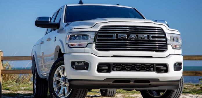 Stellantis llama a revisión 20,000 camionetas Ram diesel en todo el mundo