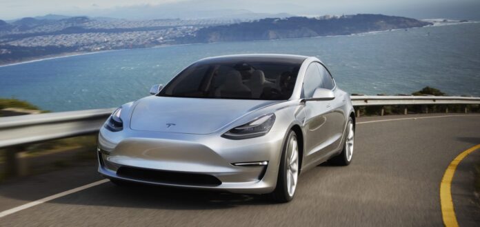 Ya puede comprar un Tesla…con Bitcoin…
