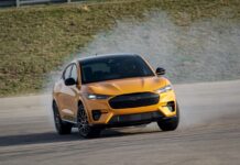 El Mustang Mach-E completa los procesos de certificación y etiquetado de rango de la EPA