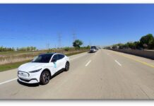 El Mustang Mach-E viaja por Estados Unidos para demostrar la capacidad y la tecnología del SUV eléctrico de Ford