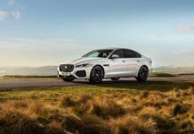 Jaguar XF P300 del 2021, elegante y deportivo
