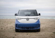 Volkswagen presentó hoy en Huntington Beach, California, el esperado ID.Buzz de tres filas