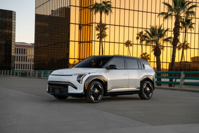 Kia anuncia los precios del totalmente nuevo EV3 del 2027